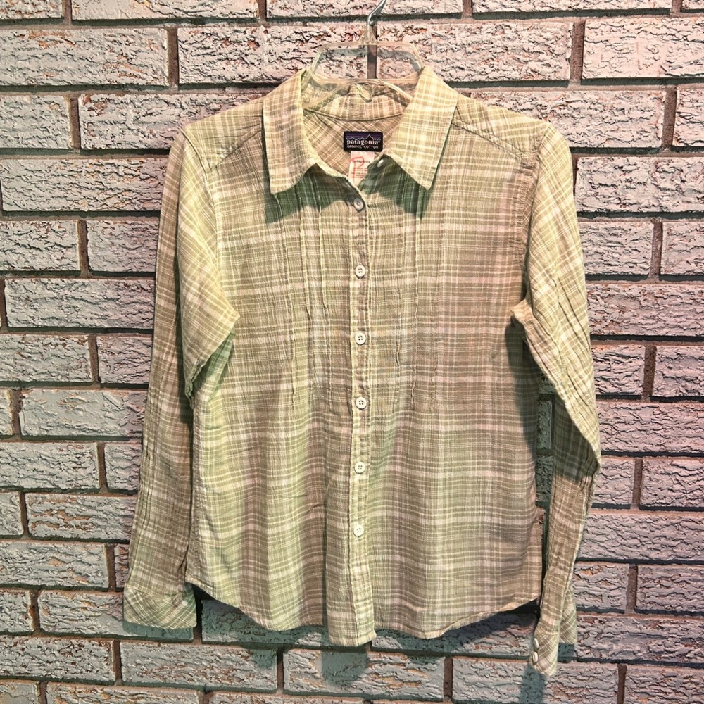 Patagonia Womens 8 Organic Cotton Green Plaid Pintuck Button Down Shirt
